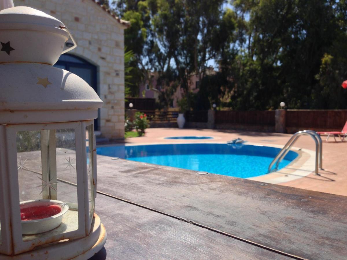 Niriides Villas Old Listing Hersonissos  Eksteriør billede