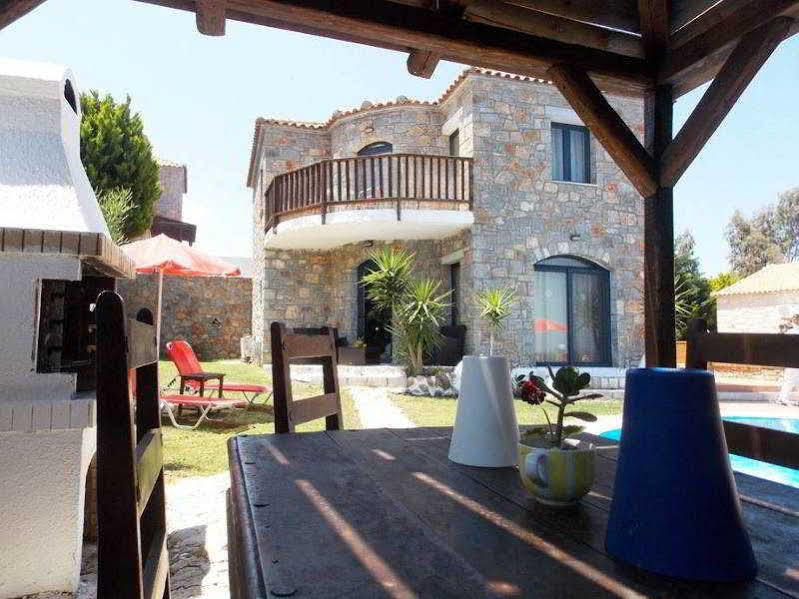 Niriides Villas Old Listing Hersonissos  Eksteriør billede