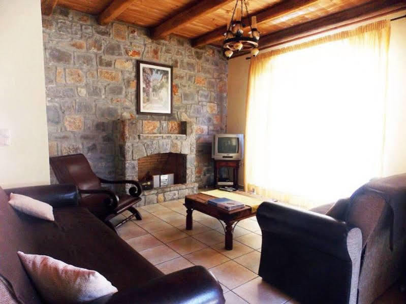 Niriides Villas Old Listing Hersonissos  Eksteriør billede